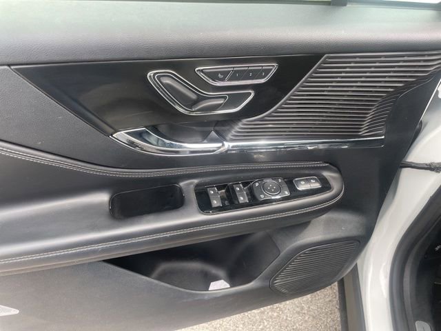 Used 2022 Lincoln Corsair AWD w/ Equipment Group 101A image 19