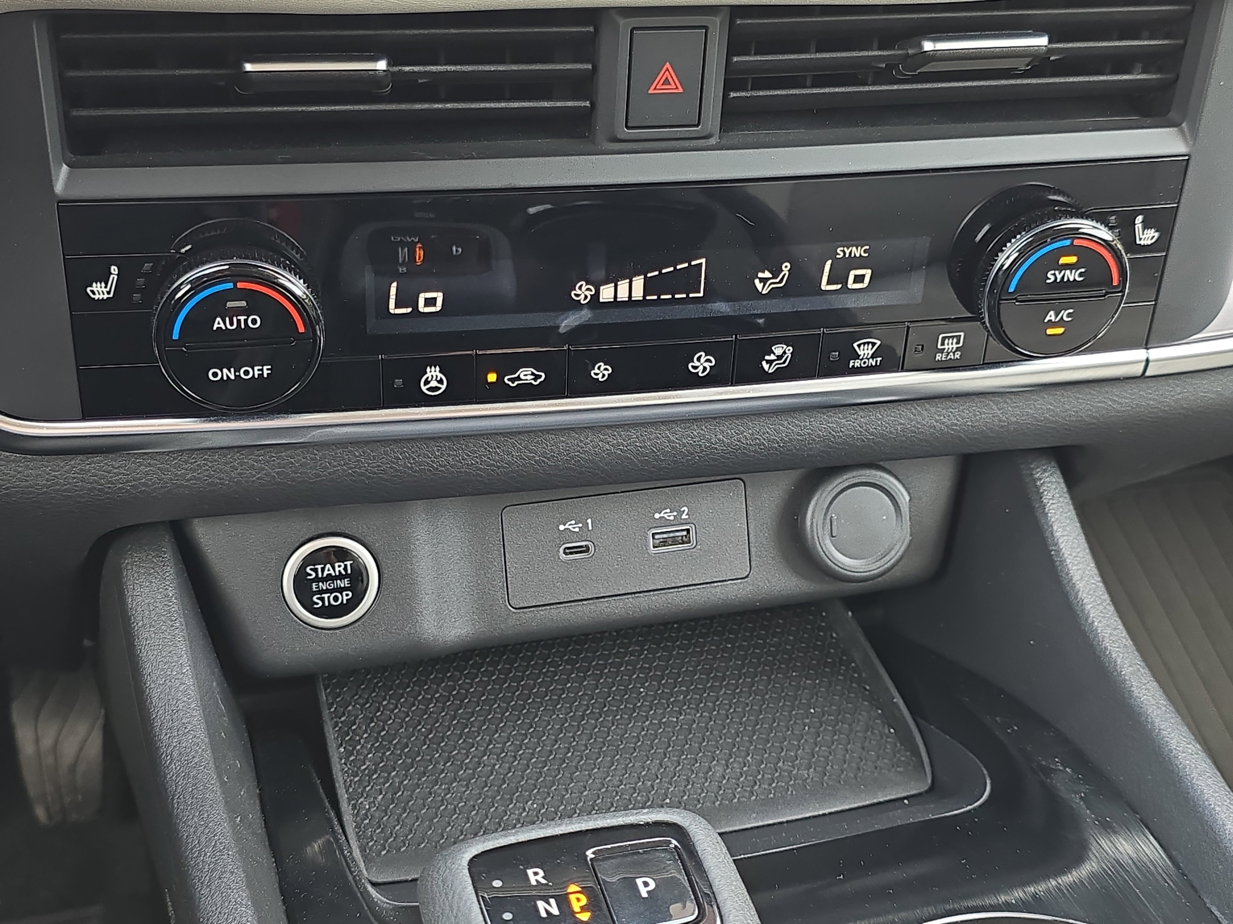 Used 2023 Nissan Rogue SV w/ SV Premium B Package FWD image 22