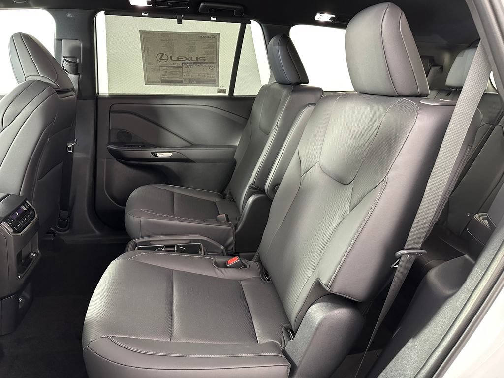 New 2026 Lexus TX 500h AWD image 16