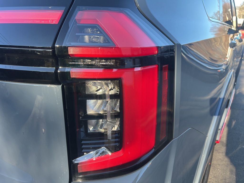 New 2026 Nissan Armada NISMO image 18