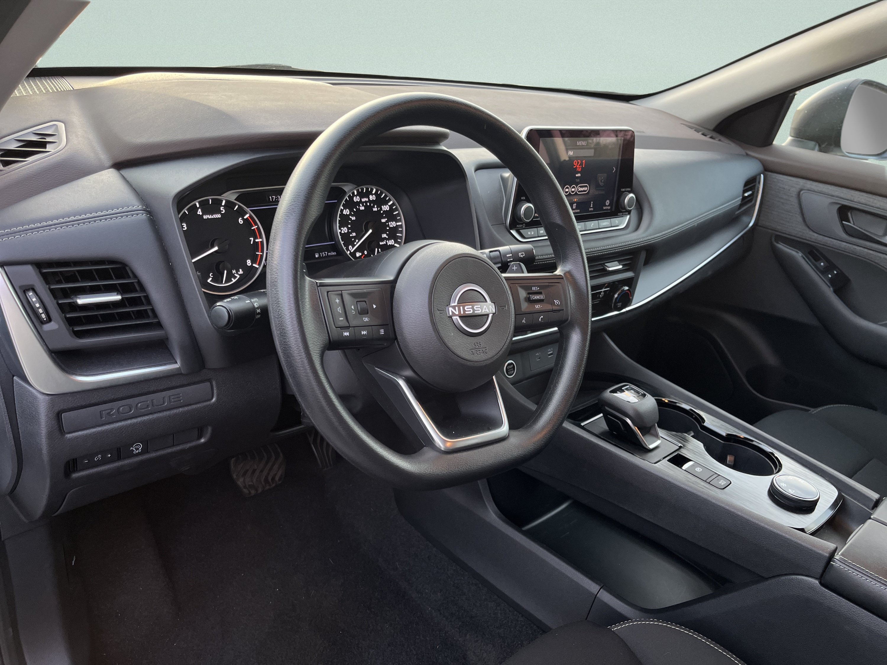 Used 2023 Nissan Rogue S AWD/4WD image 15