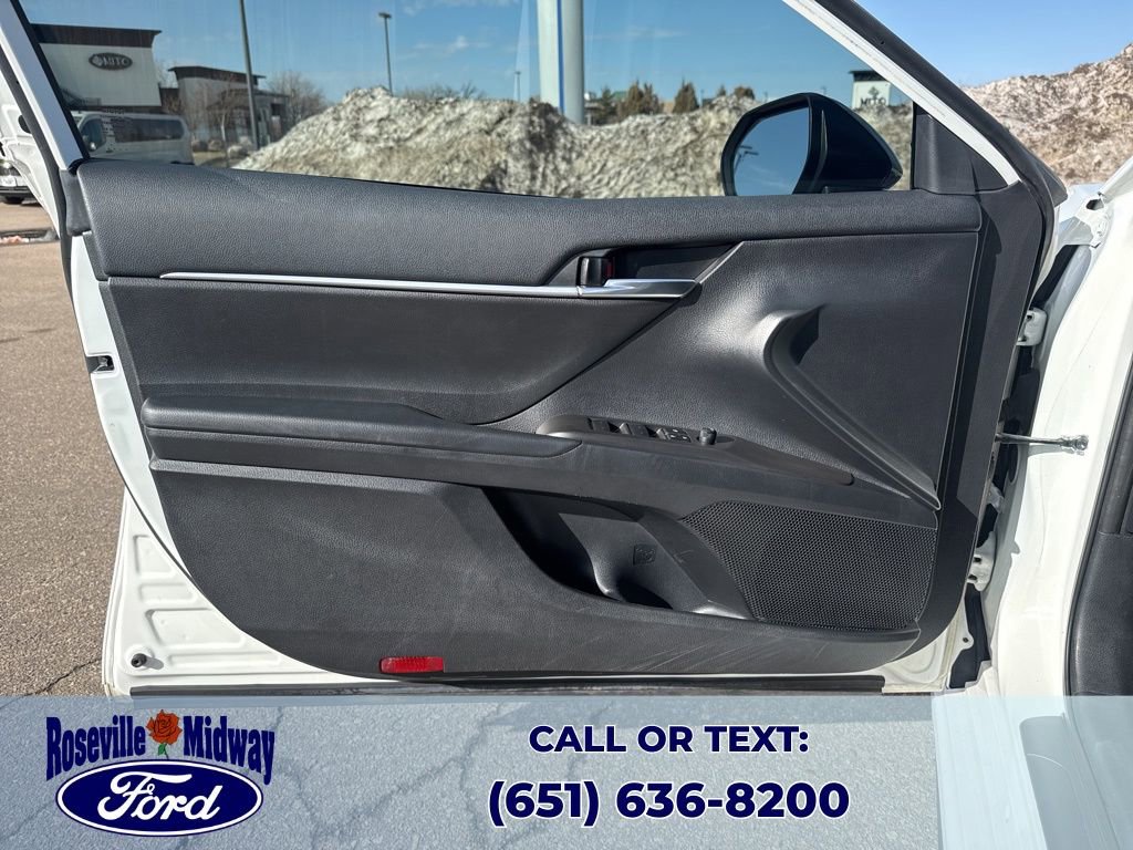 Used 2022 Toyota Camry SE w/ Convenience Package image 27