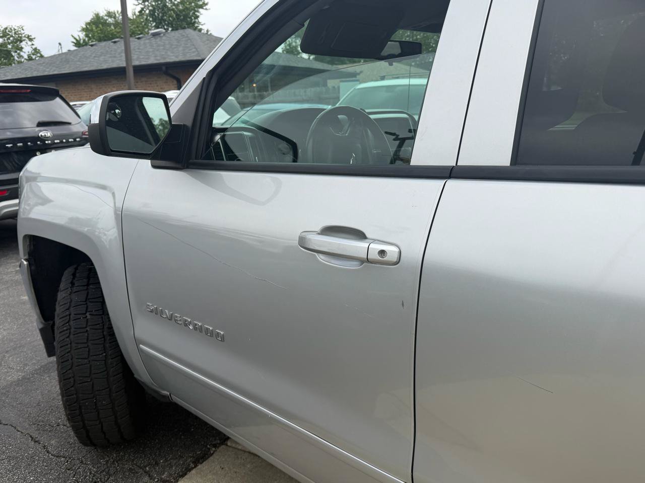 Used 2019 Chevrolet Silverado 1500 LT AWD/4WD image 8