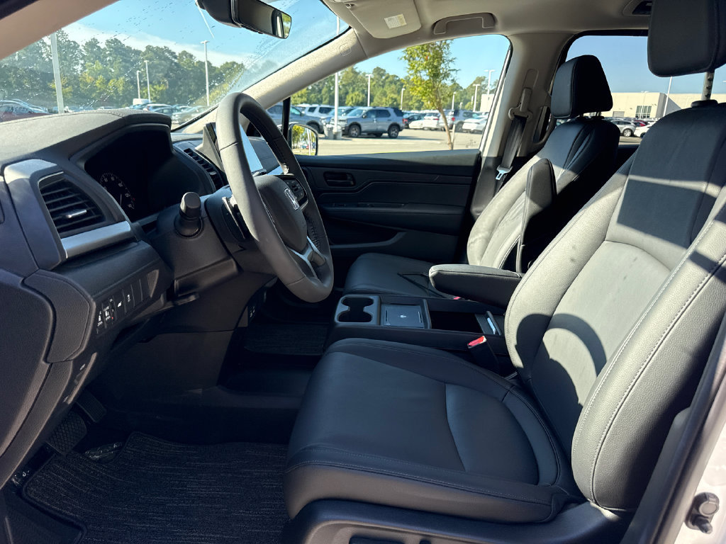 Certified 2026 Honda Odyssey EX-L image 13