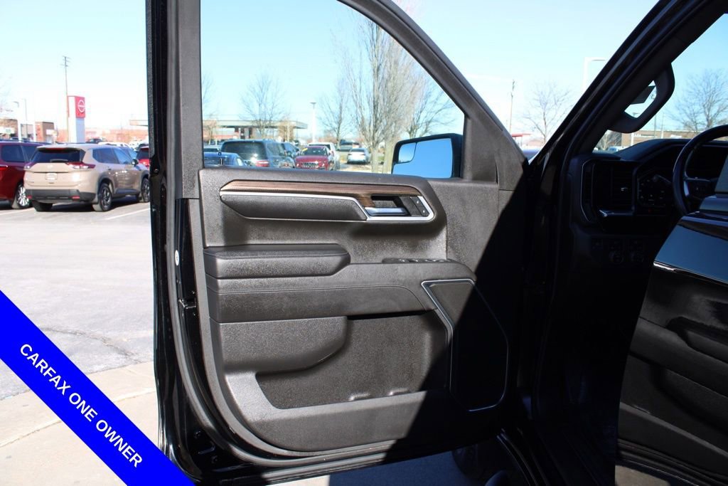 Used 2022 Chevrolet Silverado 1500 RST w/ Redline Edition image 16