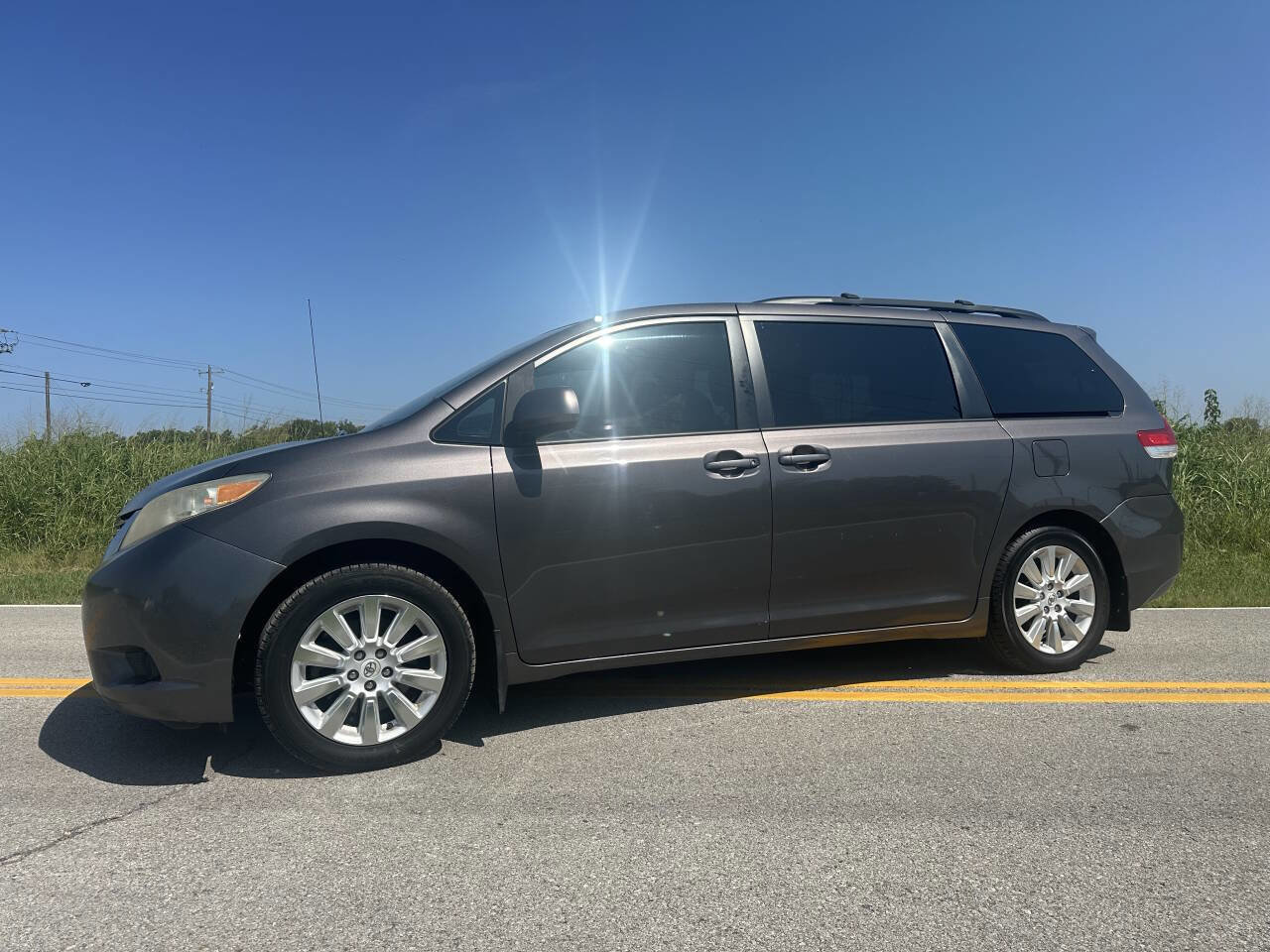 Used 2012 Toyota Sienna LE