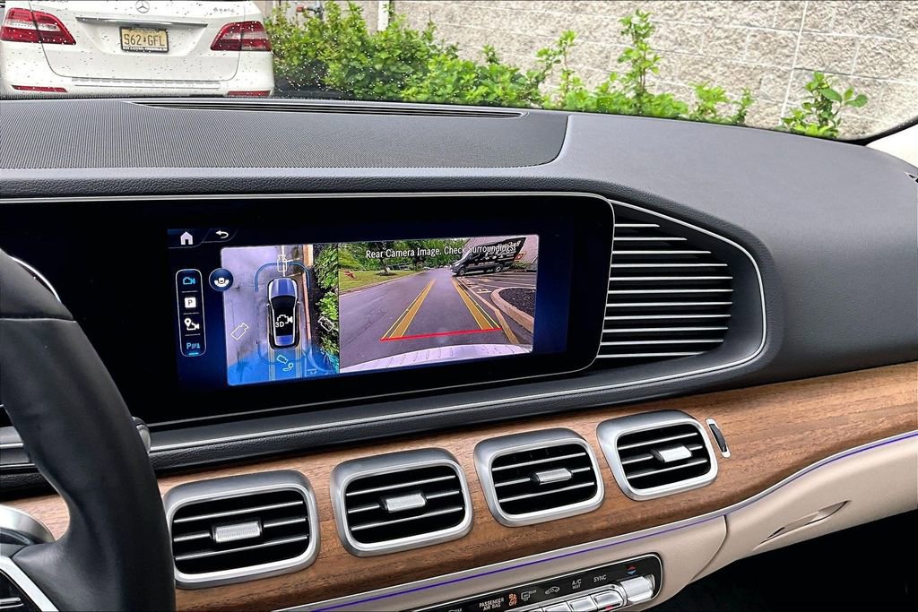 Certified 2025 Mercedes-Benz GLE 580 4MATIC image 23