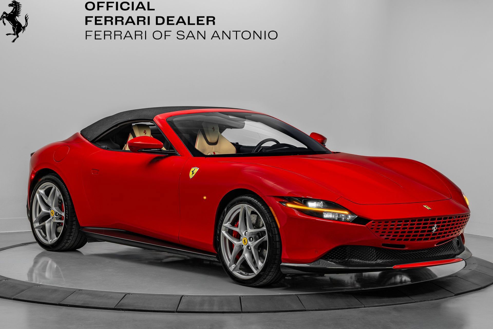 Certified 2025 Ferrari Roma Spider RWD image 13