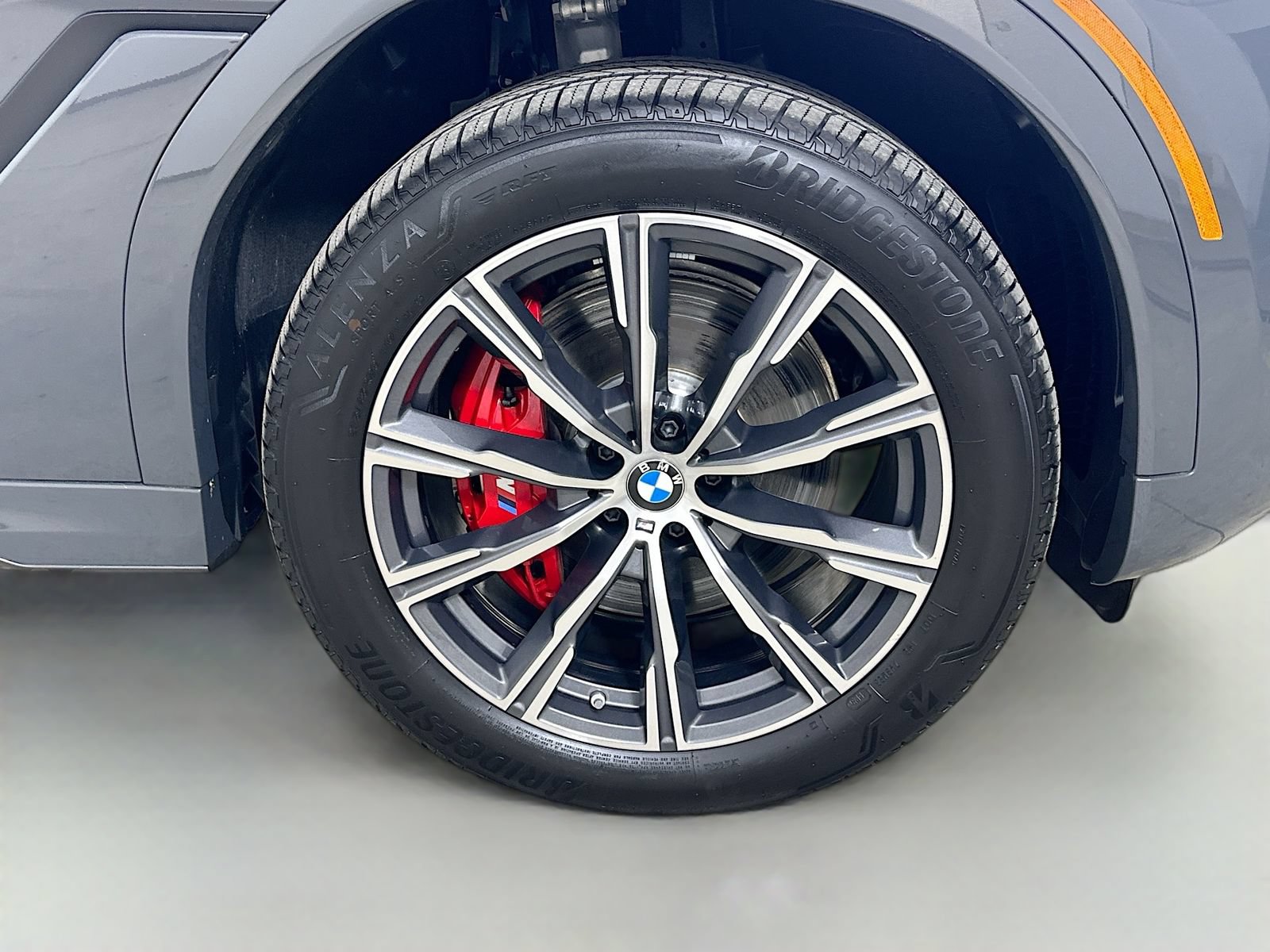 New 2026 BMW X6 xDrive40i w/ Climate Comfort Package AWD/4WD image 10