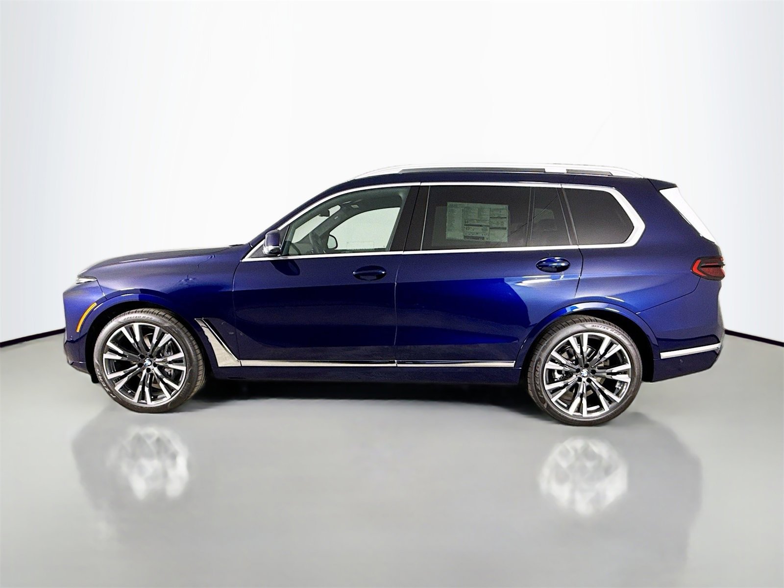 New 2026 BMW X7 xDrive40i w/ Executive Package image 4