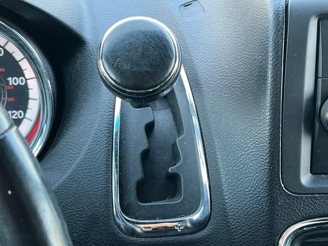 Used 2017 Dodge Grand Caravan SE FWD image 25