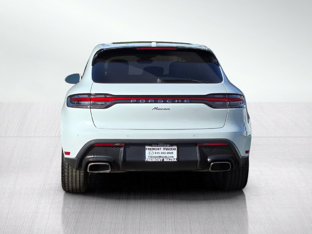 Used 2024 Porsche Macan AWD/4WD image 5