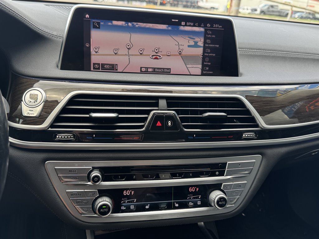 Used 2020 BMW 740i RWD image 9