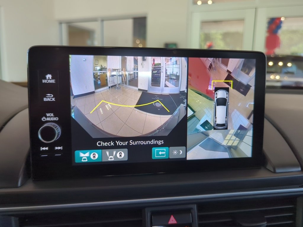 Used 2025 Honda Pilot Black Edition image 21