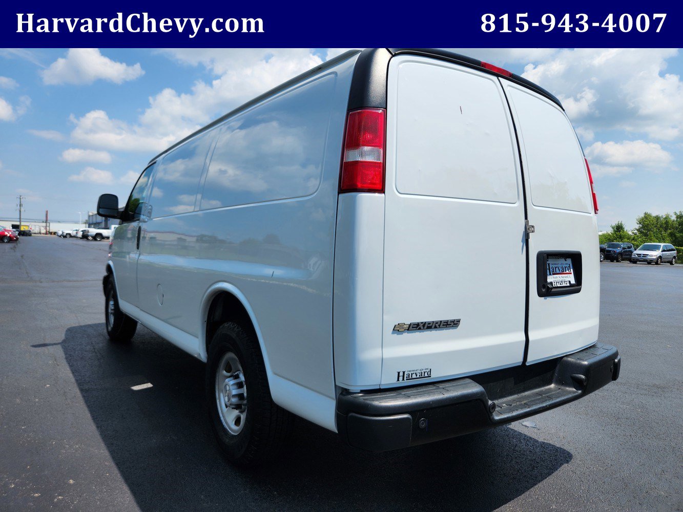 Used 2019 Chevrolet Express 3500 w/ Driver Convenience Package image 26