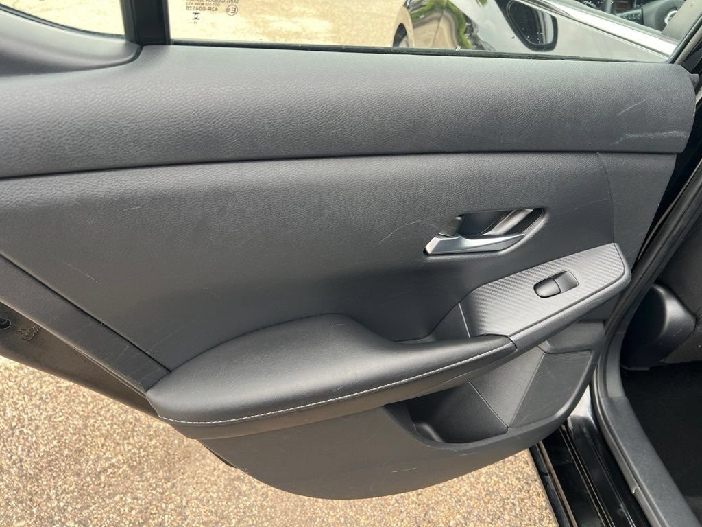 Certified 2022 Nissan Sentra SV w/ All-Weather Package FWD image 11