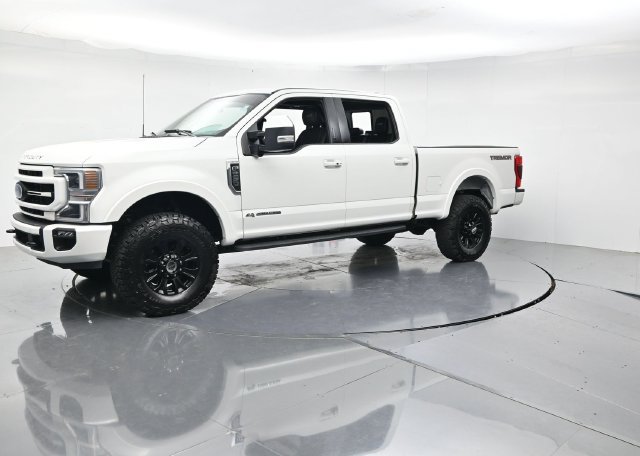 Certified 2022 Ford F250 Lariat w/ Tremor Off-Road Package AWD/4WD image 5