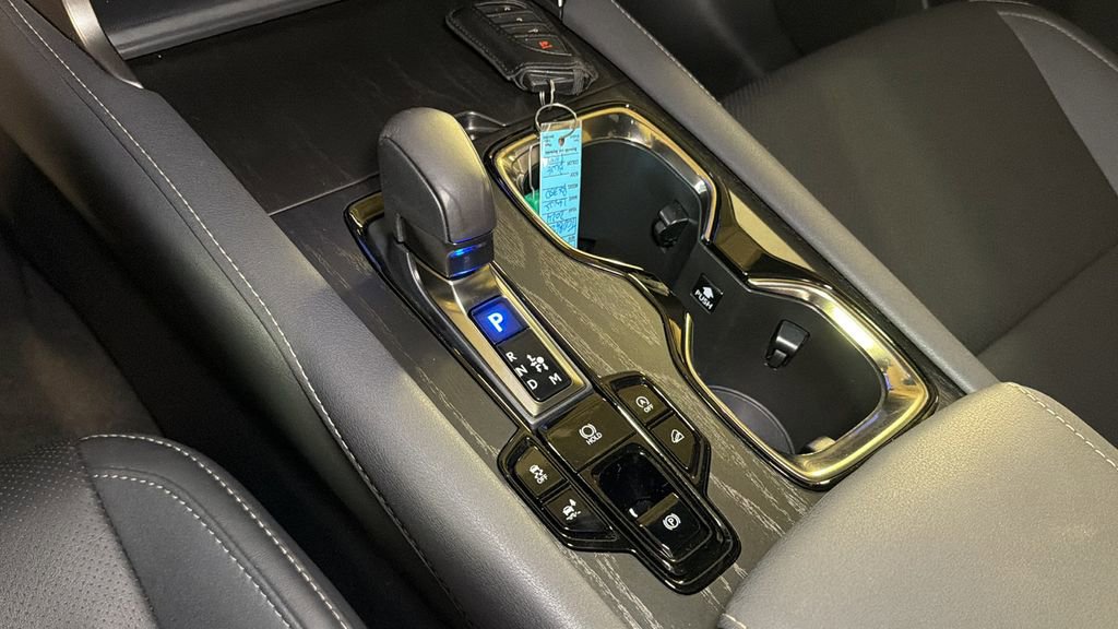 Used 2024 Lexus RX 350 Premium w/ Accessory Package (Z1) image 32