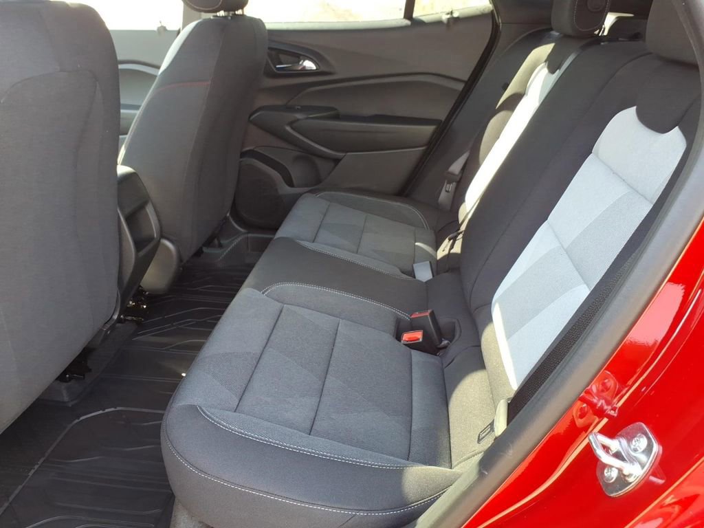 New 2026 Chevrolet Trax RS w/ Sunroof Package image 14