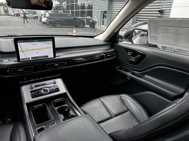 Certified 2023 Lincoln Aviator AWD w/ Premium Package image 17