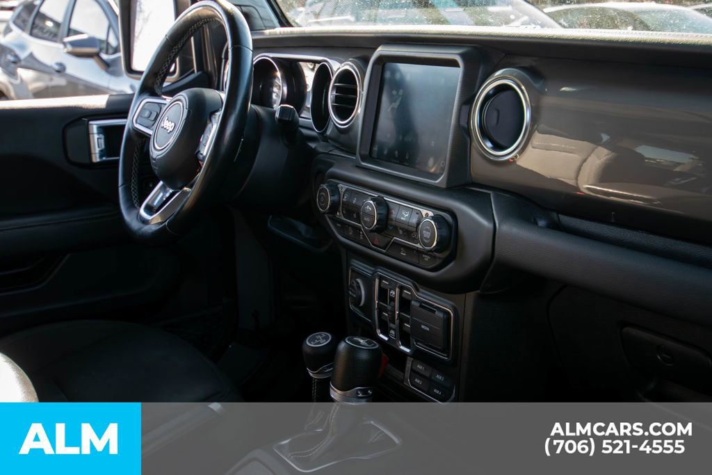 Used 2022 Jeep Wrangler Unlimited Sahara w/ Dual Top Group image 15