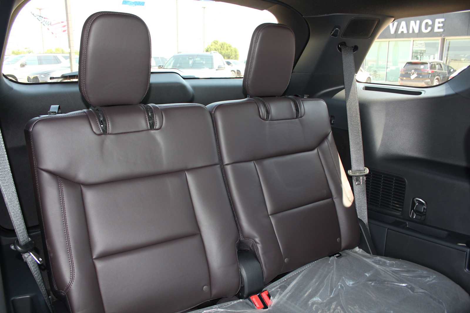 New 2026 Ford Explorer Platinum w/ LUX Leather Package AWD/4WD image 28