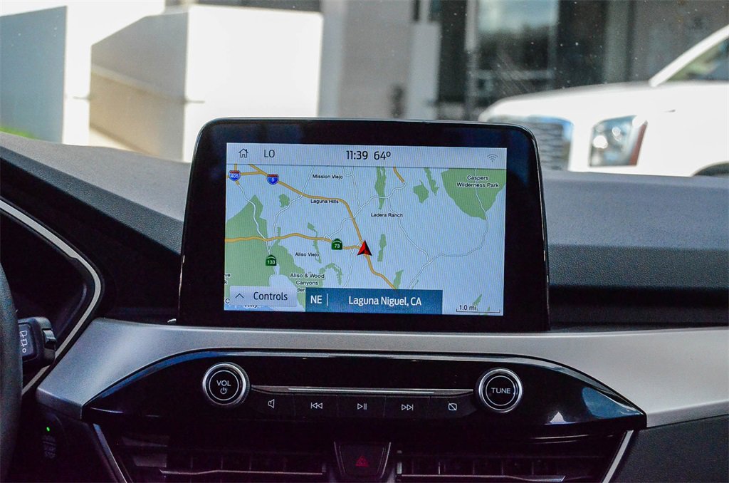 Used 2020 Ford Escape SEL image 15