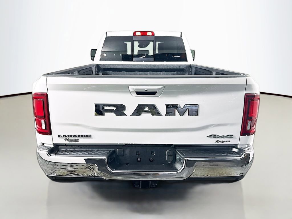 New 2025 RAM 3500 Laramie AWD/4WD image 6