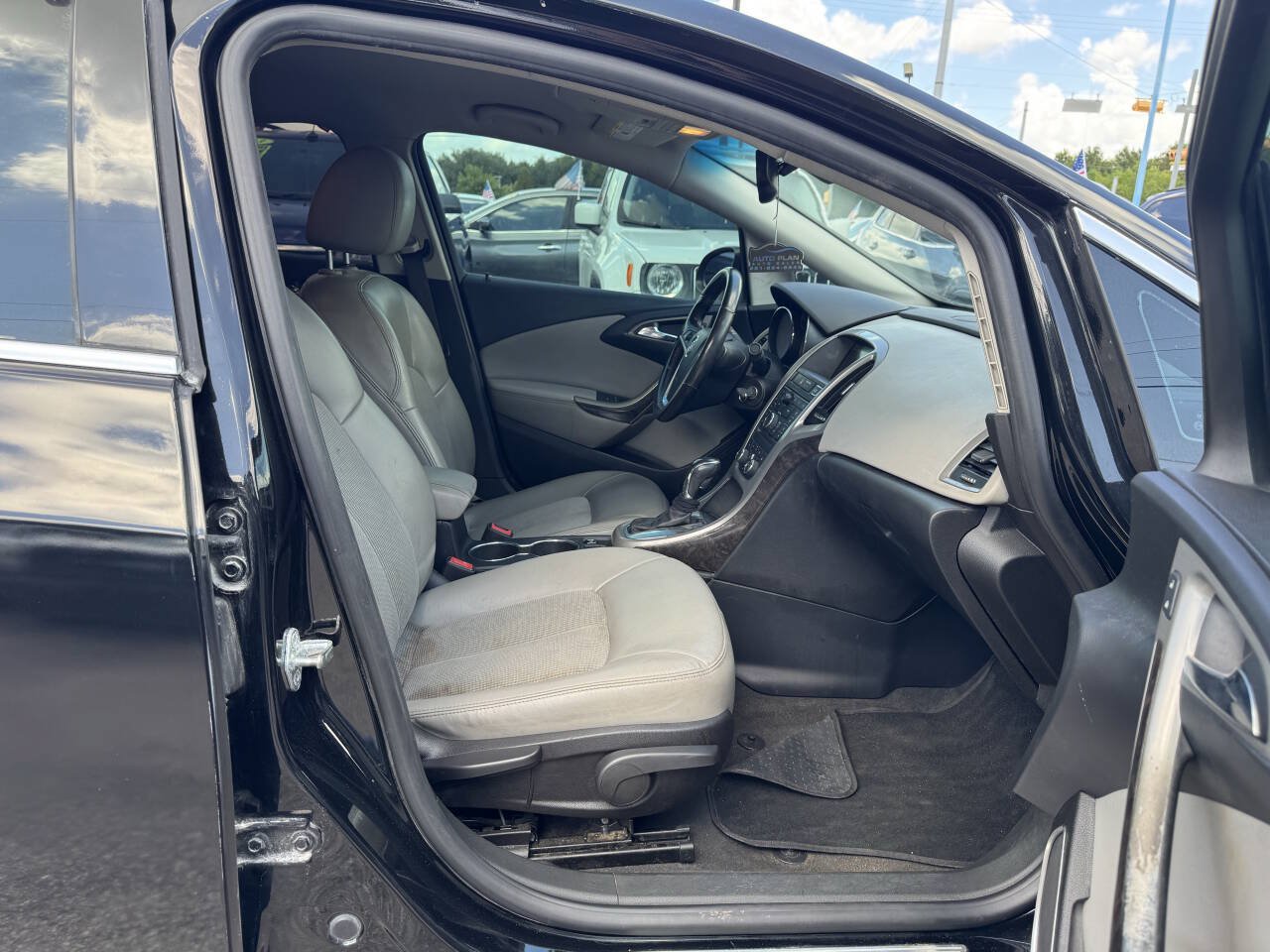 Used 2017 Buick Verano Sport Touring FWD image 12