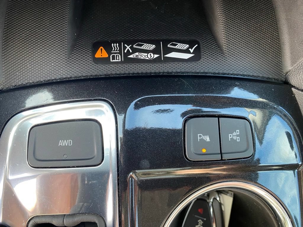 Certified 2023 Chevrolet Equinox Premier AWD/4WD image 19