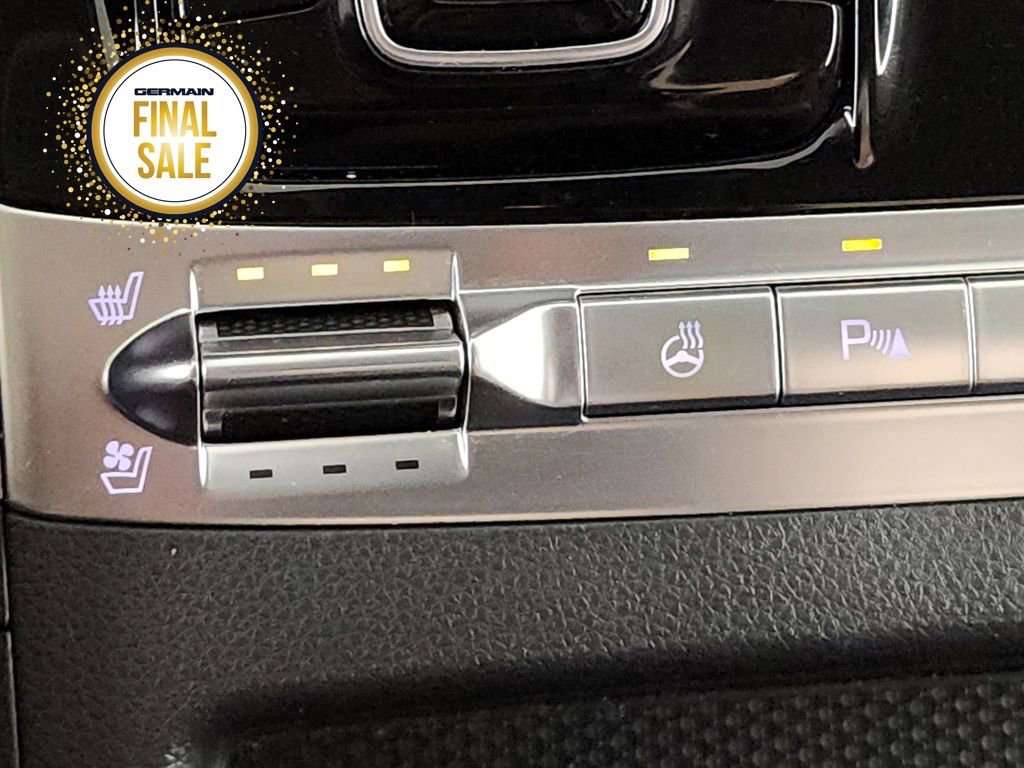 Certified 2024 Kia Carnival SX Prestige image 28