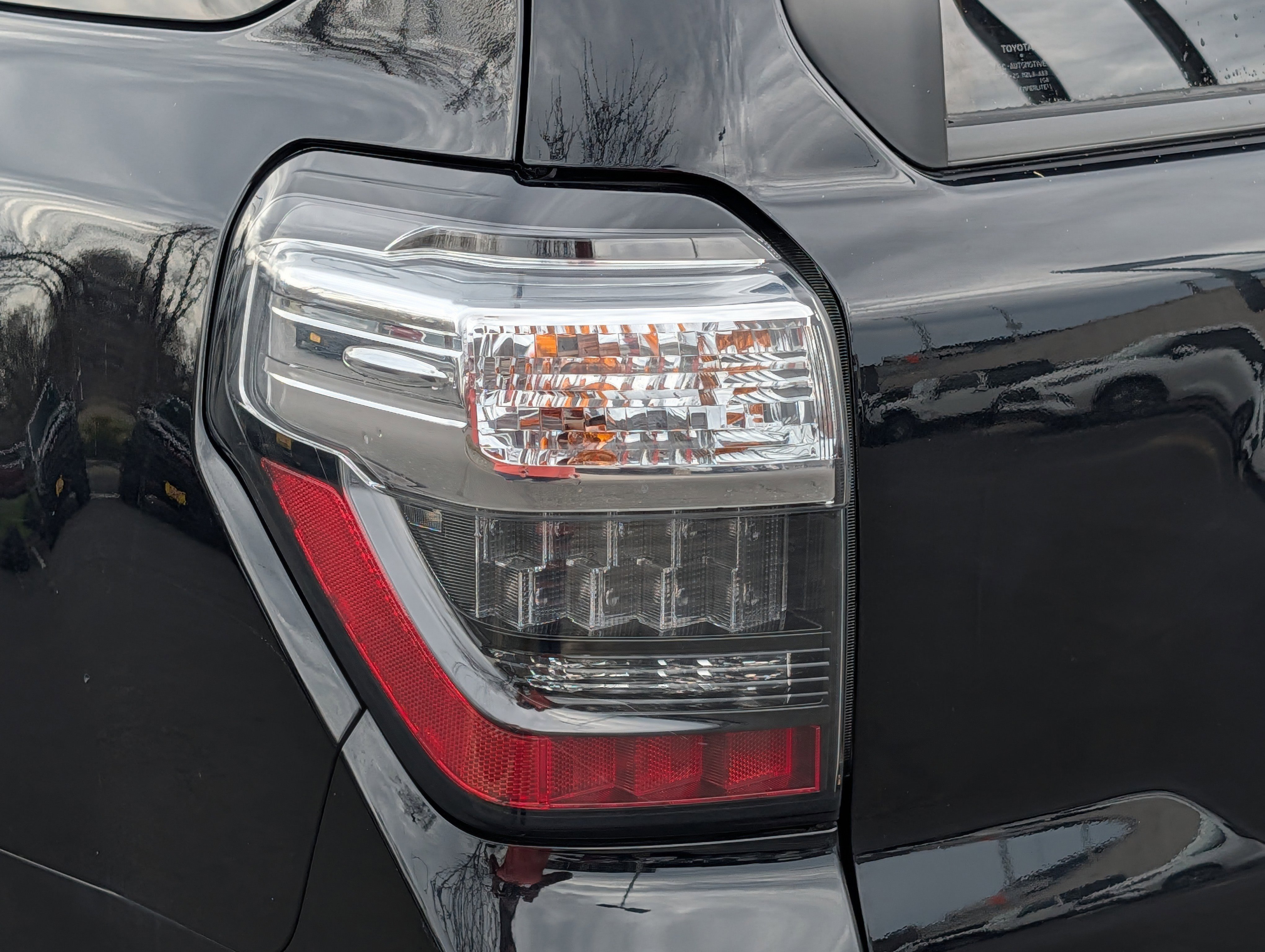 Used 2024 Toyota 4Runner SR5 Premium AWD/4WD image 17