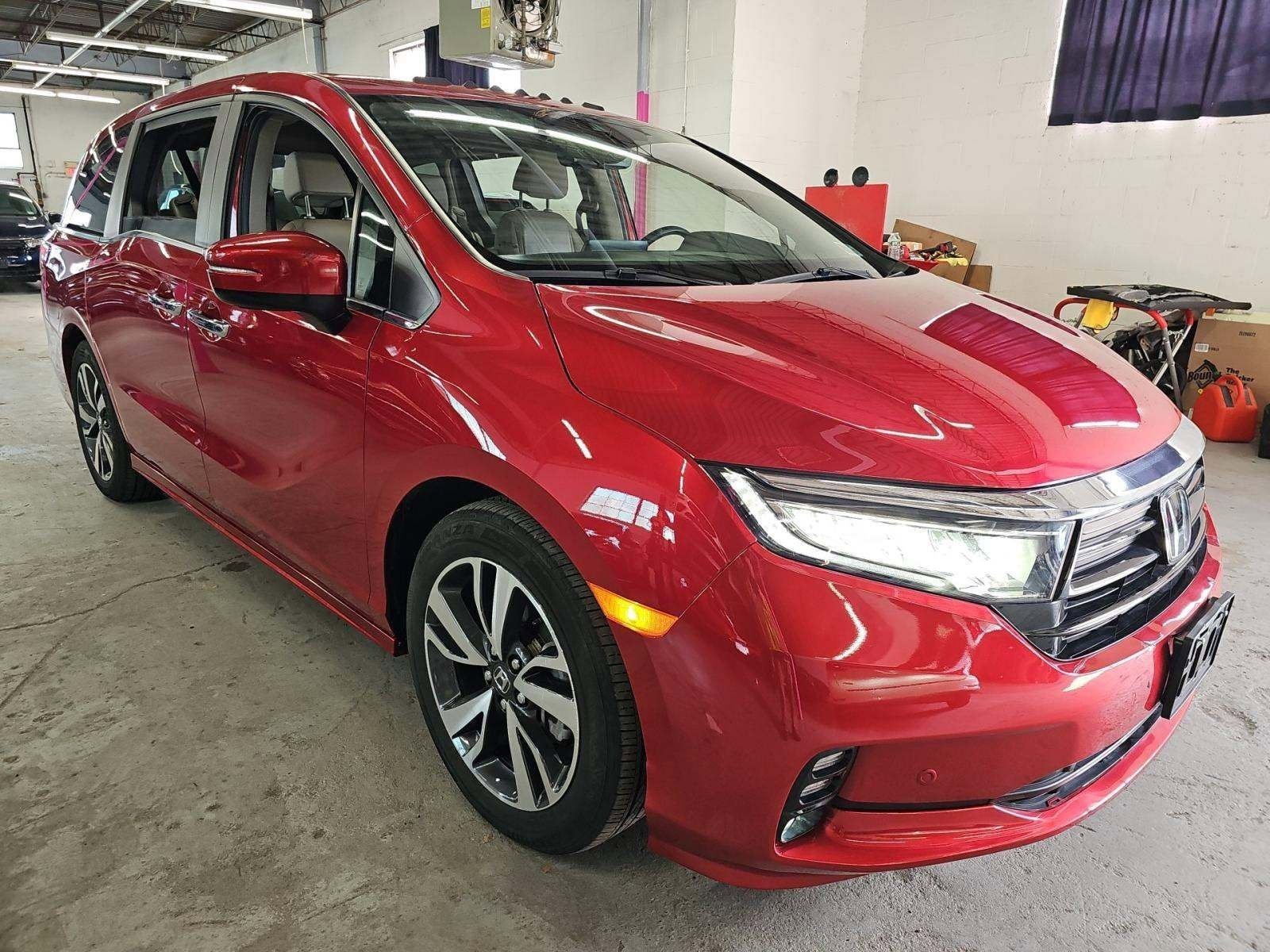 Used 2024 Honda Odyssey Touring image 5