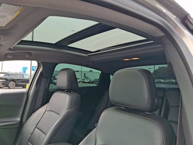 Certified 2018 Chevrolet Malibu Premier w/ Premier Sun and Wheel Package FWD image 13