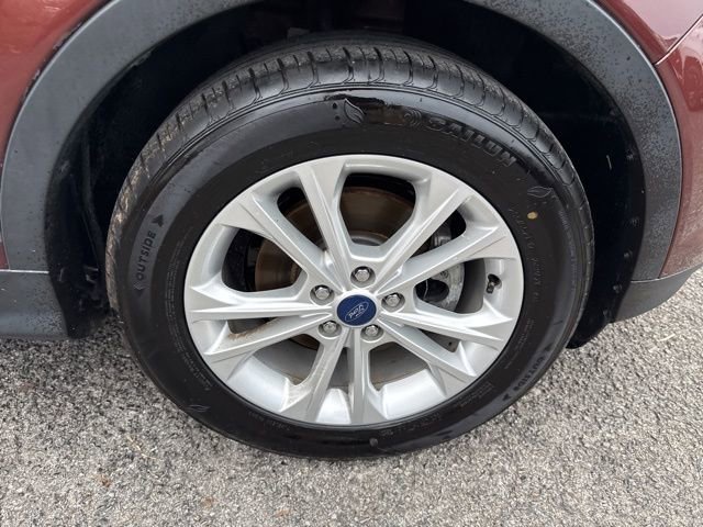 Used 2018 Ford Escape SEL image 12