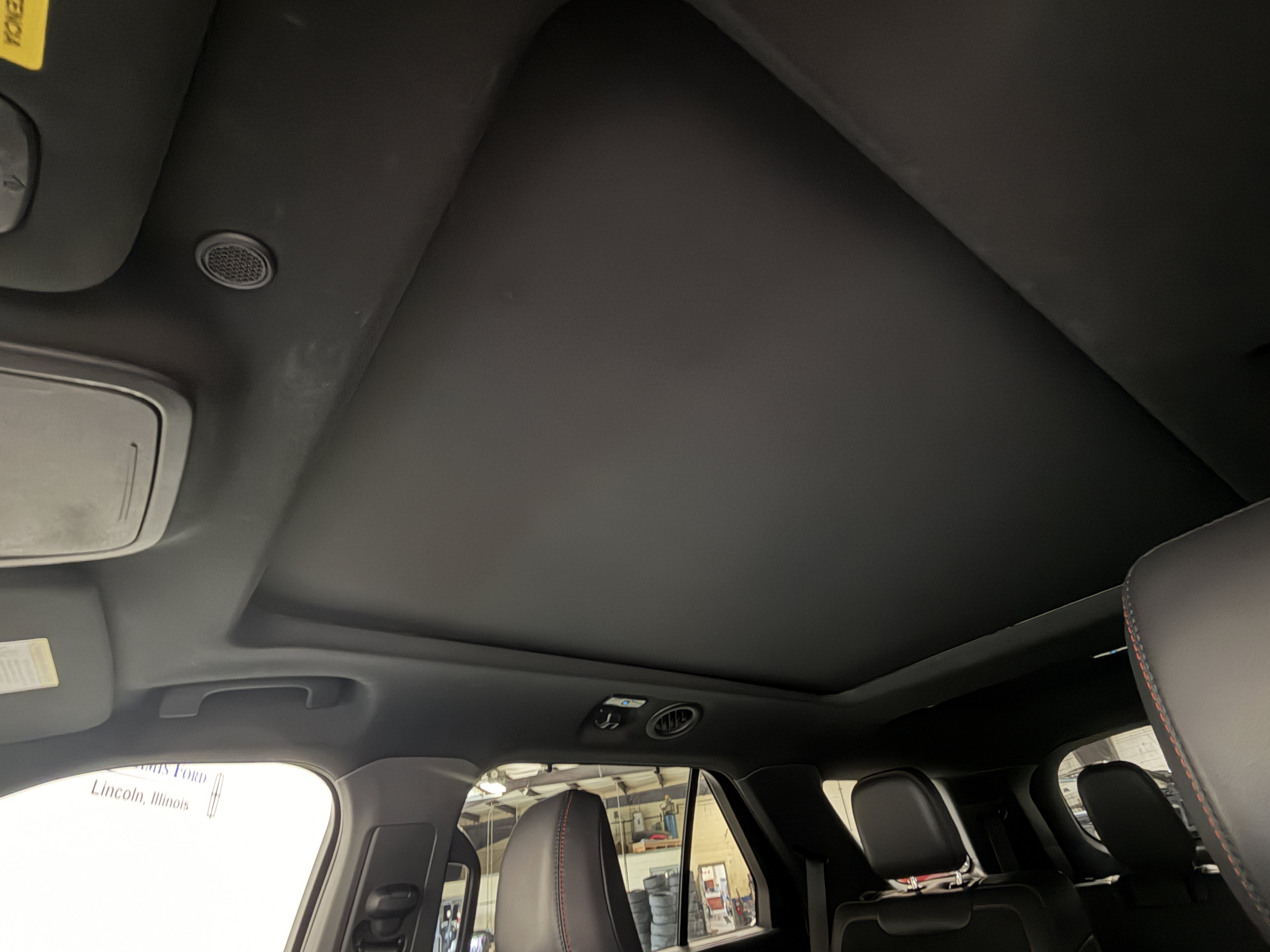 Used 2025 Ford Explorer ST AWD/4WD image 5