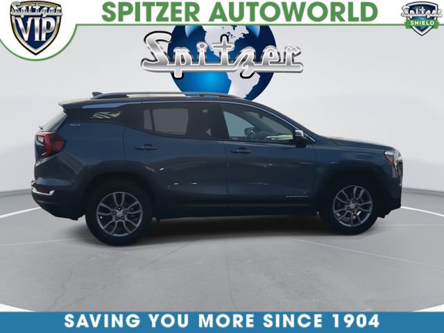 Used 2024 GMC Terrain SLT FWD image 10