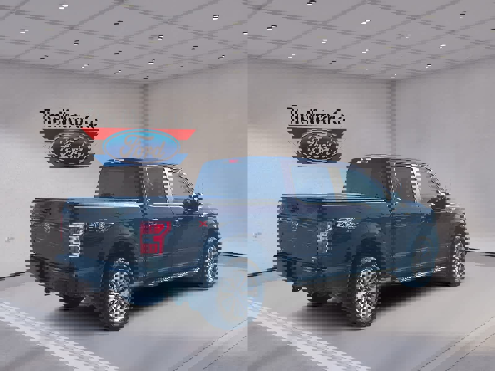 Used 2018 Ford F150 XL w/ Equipment Group 101A Mid AWD/4WD image 5