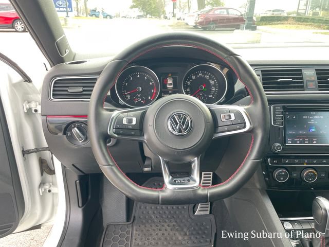 Used 2017 Volkswagen Jetta GLI image 38