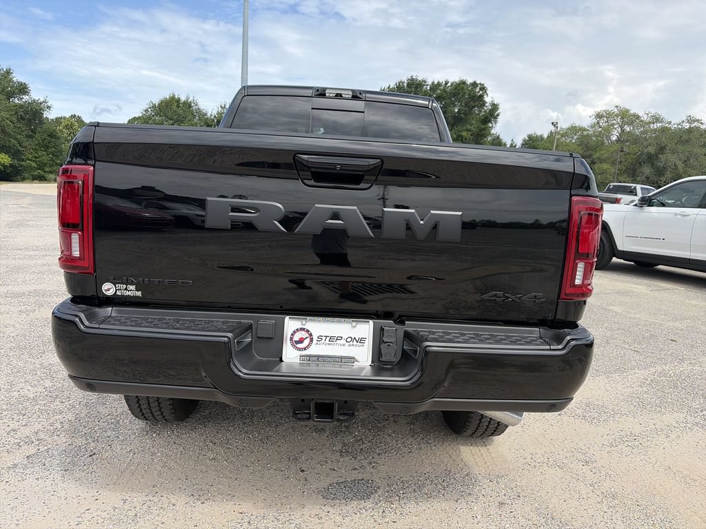 New 2026 RAM 2500 Limited AWD/4WD image 5