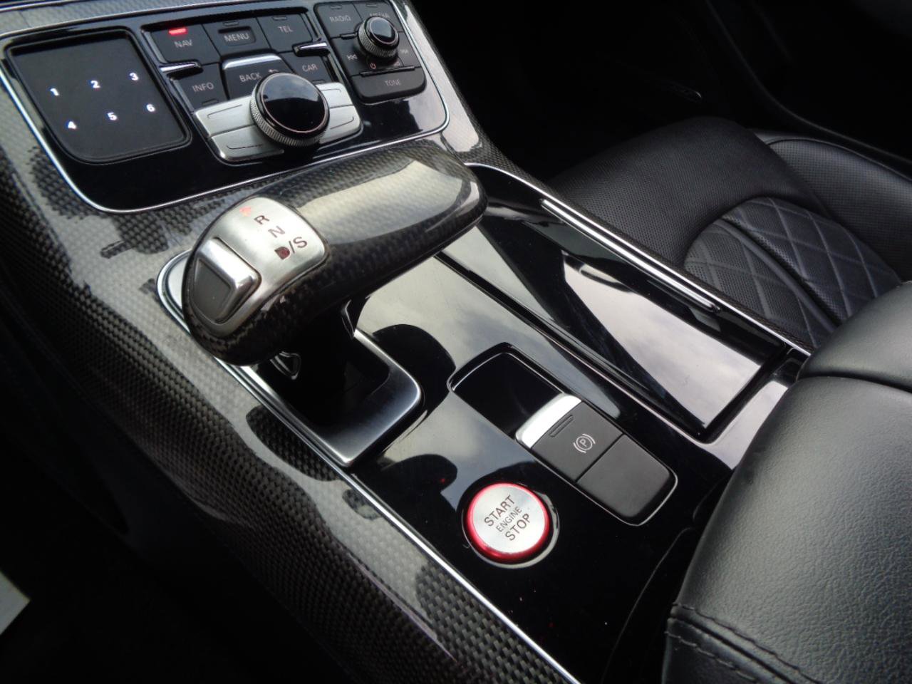 Used 2016 Audi S8 Plus w/ Driver Assistance Package image 10