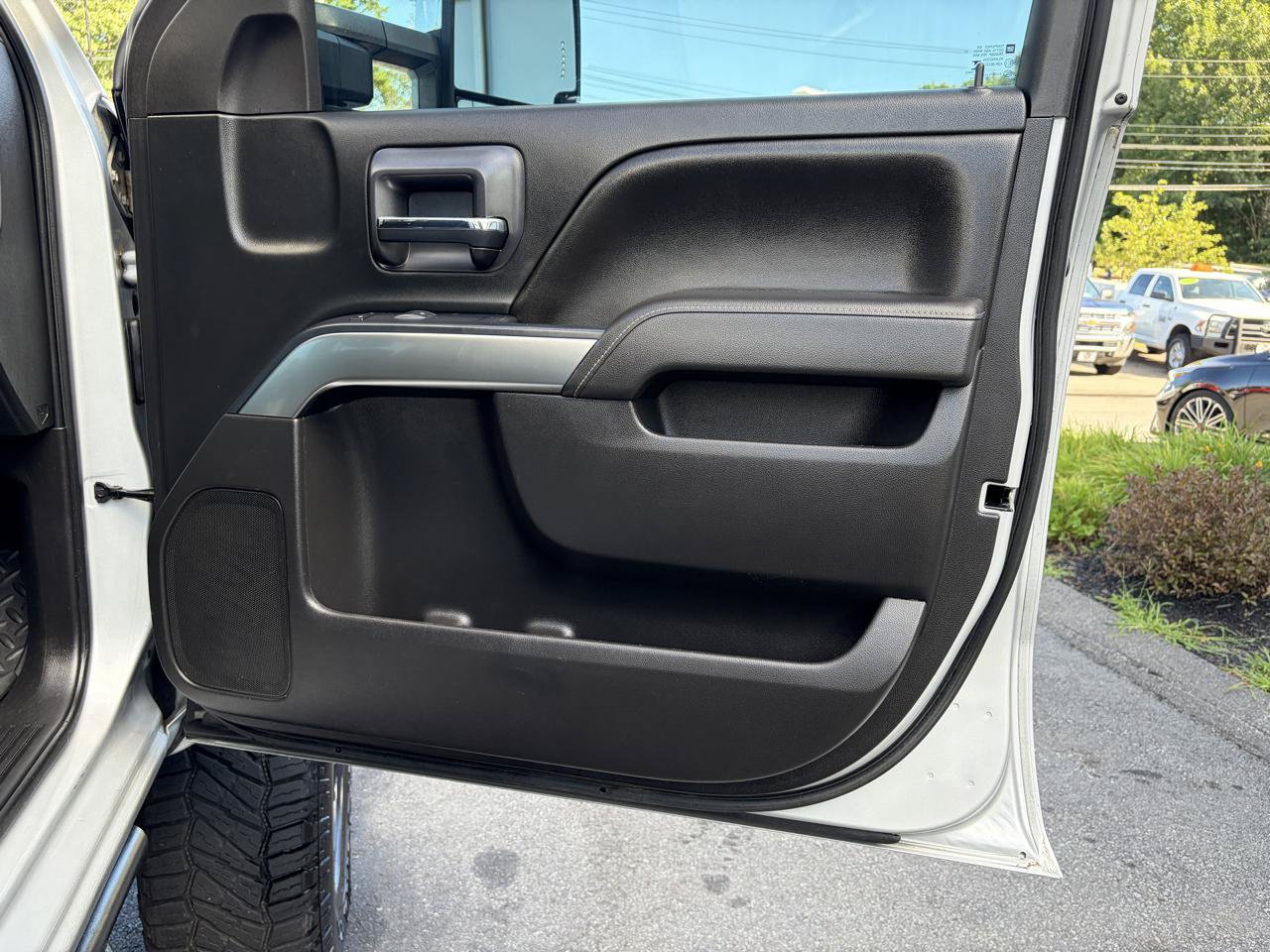 Used 2017 Chevrolet Silverado 2500 LT w/ All Star Edition AWD/4WD image 44
