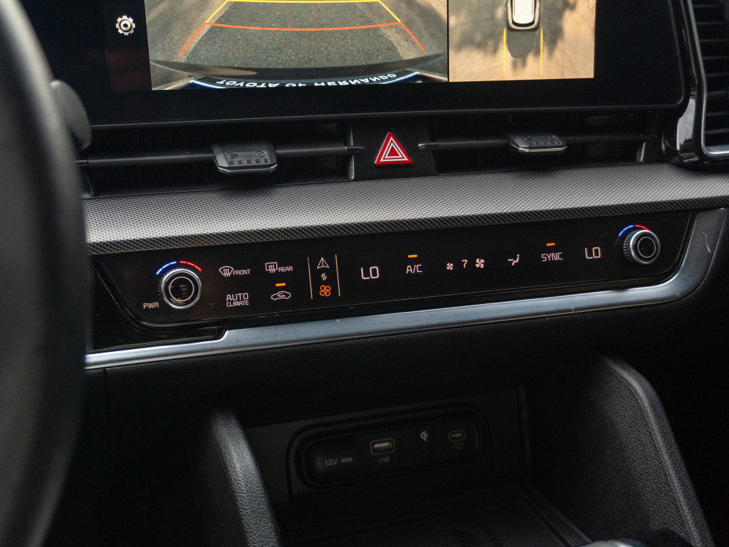Used 2024 Kia Sportage SX FWD image 26