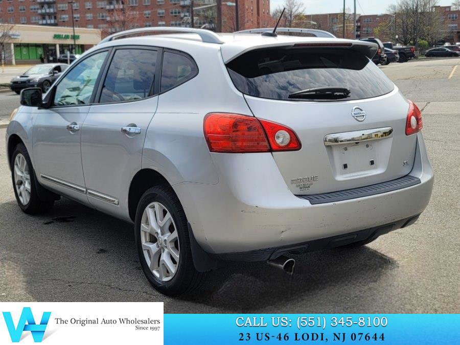 Used 2011 Nissan Rogue SV w/ SL Pkg image 4