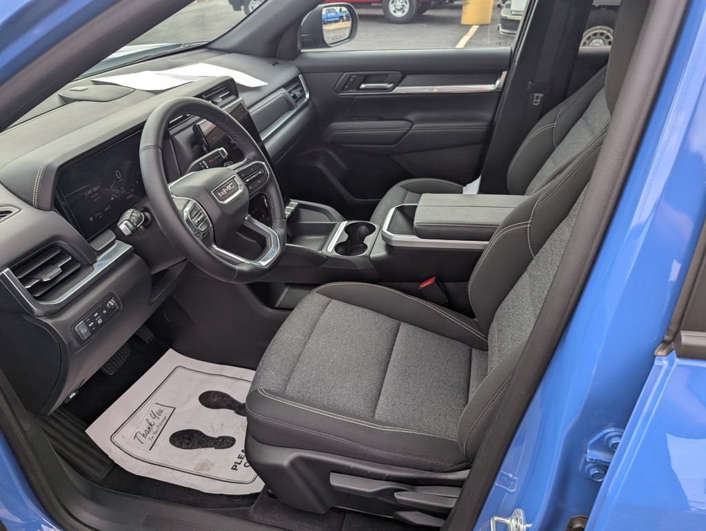Used 2025 GMC Terrain Elevation AWD/4WD image 13