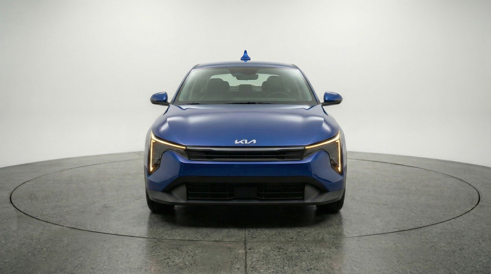 Used 2025 Kia K4 LXS image 2