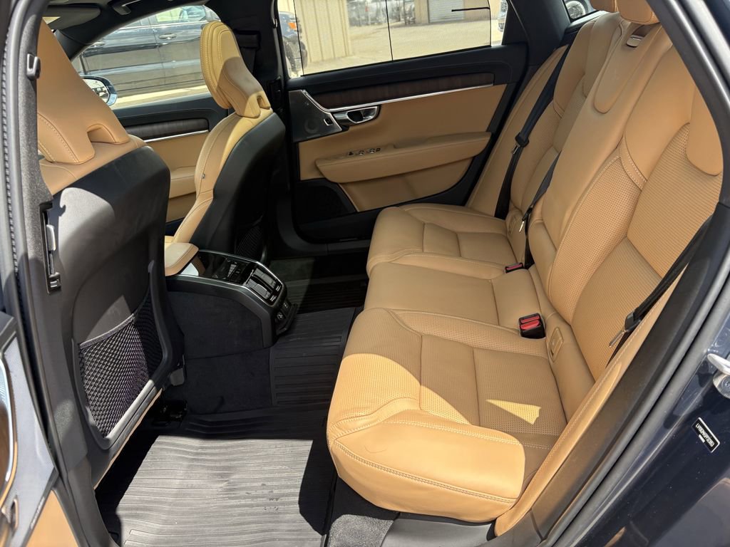 Used 2023 Volvo S90 B6 Ultimate w/ Lounge Package AWD/4WD image 25
