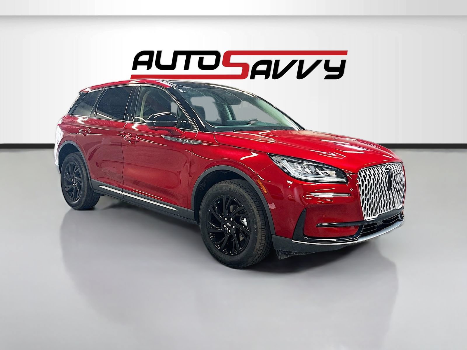 Used 2024 Lincoln Corsair AWD w/ Equipment Group 101A image 1