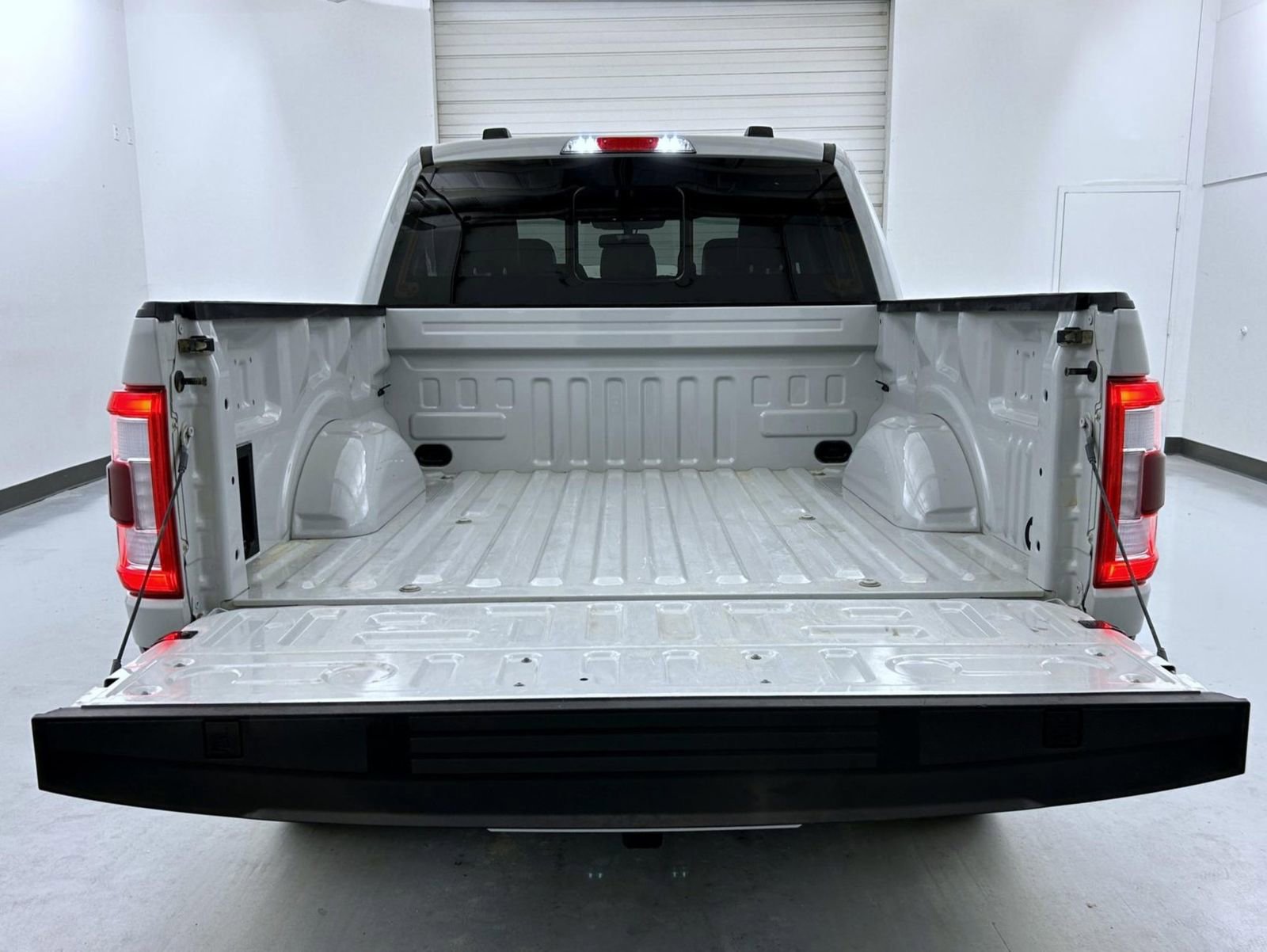 Used 2023 Ford F150 Lariat AWD/4WD image 21