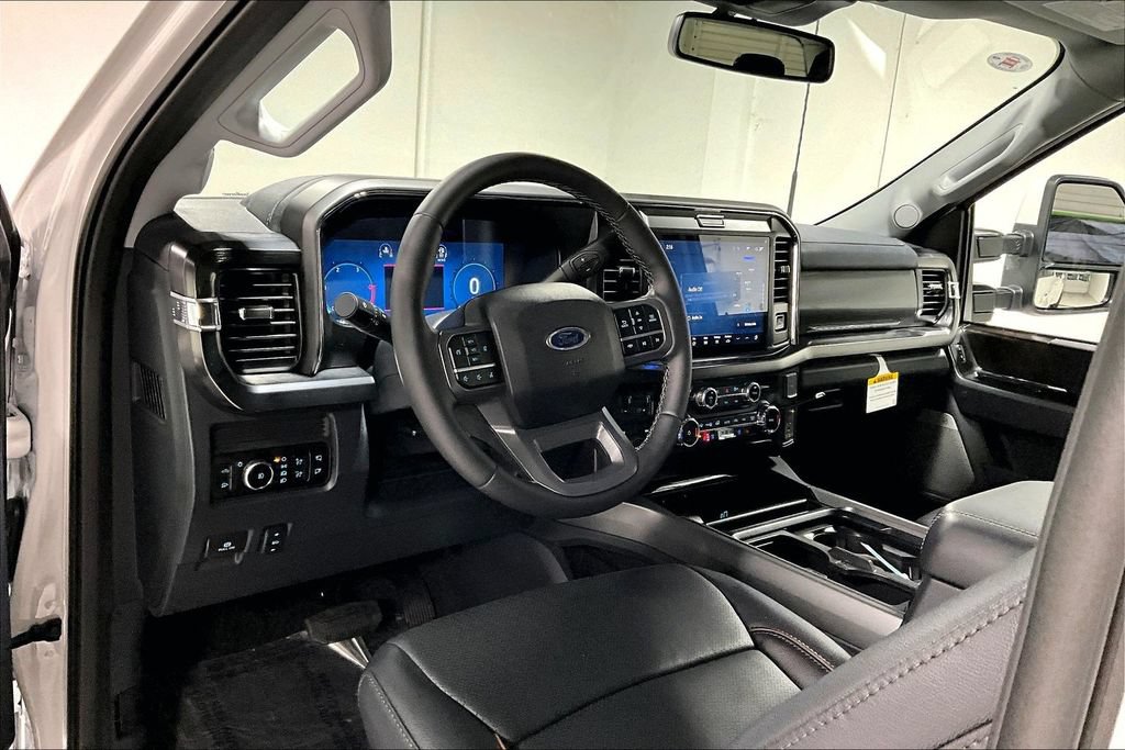 Used 2026 Ford F450 Lariat AWD/4WD image 16